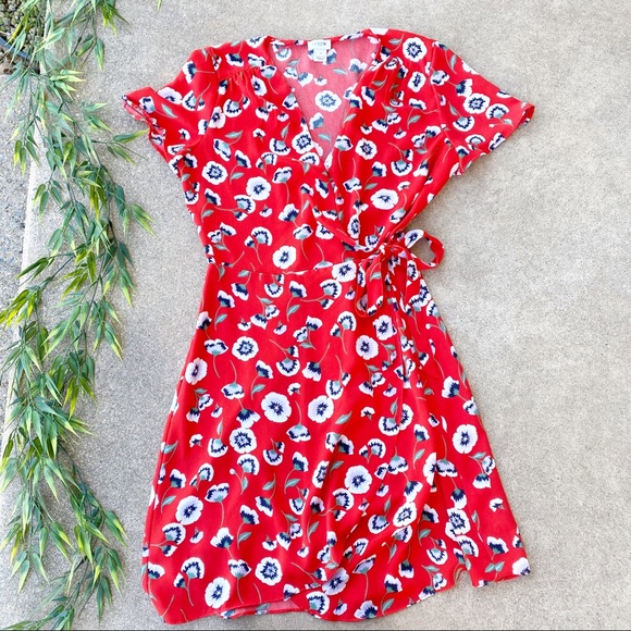 J. Crew Dresses & Skirts - J. Crew Floral Print Wrap Dress